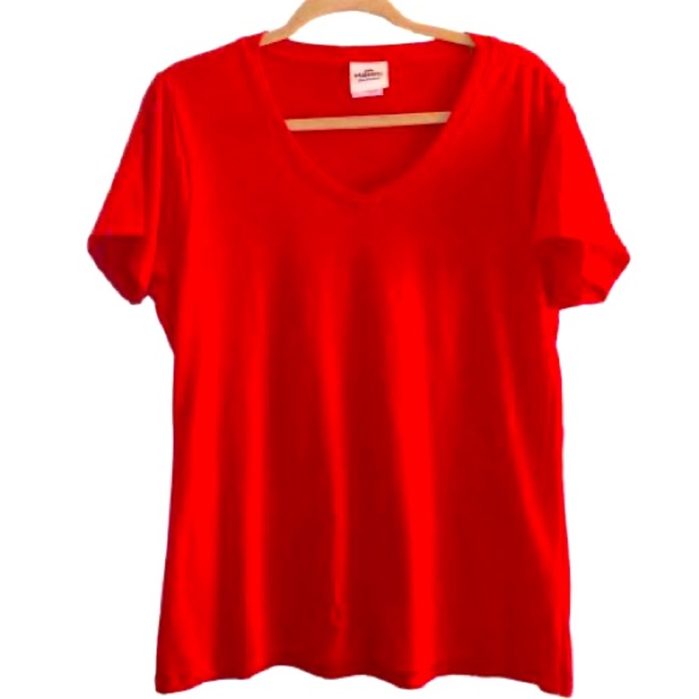 Majestic Women's Classic Red V-Neck T-Shirt  Short Sleeve Shirt Large